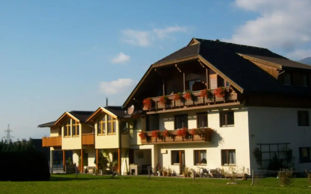 Lovely Apartment in Tropolach With Sauna