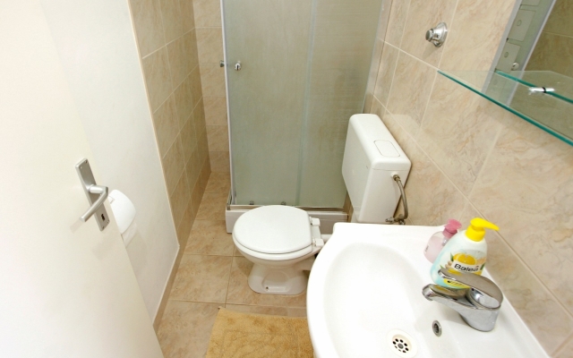 Apartment Nika - nice garden: A3 Nin, Zadar riviera