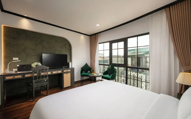 Hanoi Plaza Suite  & Spa