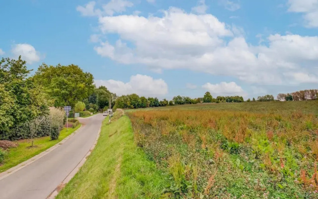 Lush Holiday Home in Vlaanderen With Private Pool
