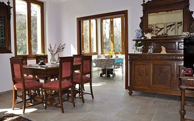 il coniglio sulla luna