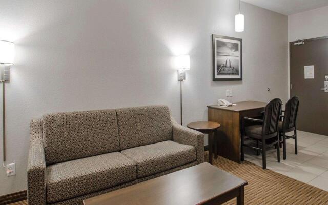Suburban Extended Stay Hotel Estevan