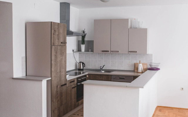 Helles 3 Schlafzimmer Apartment zwischen Zagreb Zentrum & Natur