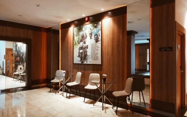 Sukho Hotel Tangerang by Cordela