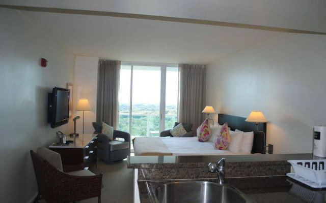 Private Residences at Hotel Arya by SoFLA Vacations
