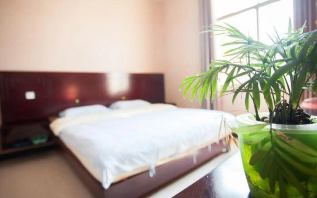 Nilv Flower Time International Youth Hostel