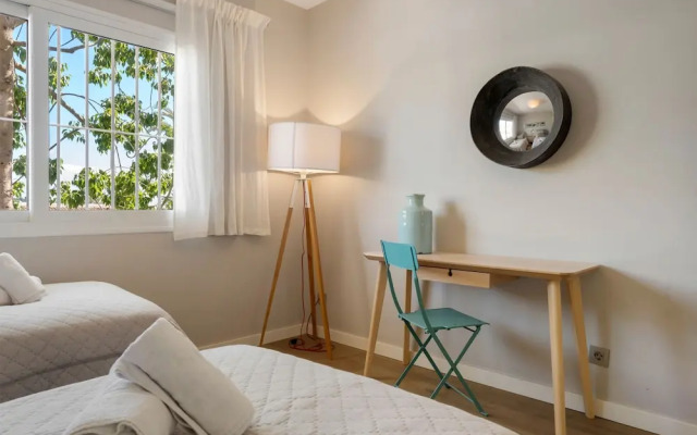 Relaxing Hideaway in Nueva Andaluc a Ref M57