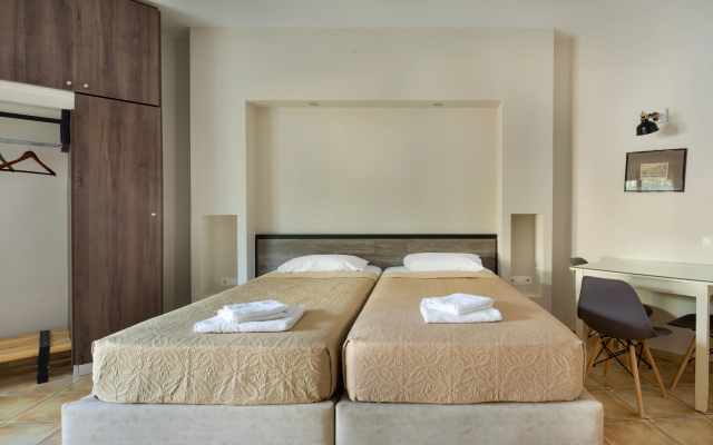 Nireas Hotel