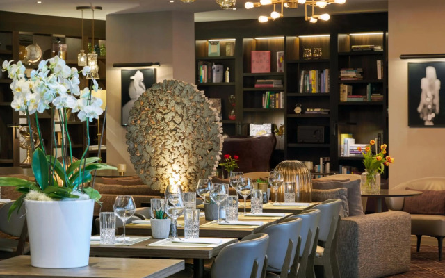 Acasa Suites