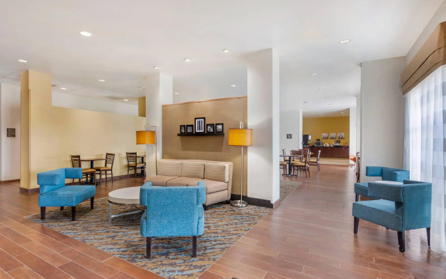 Sleep Inn & Suites Devils Lake