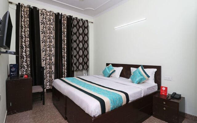 OYO 10172 Dhruv Residency