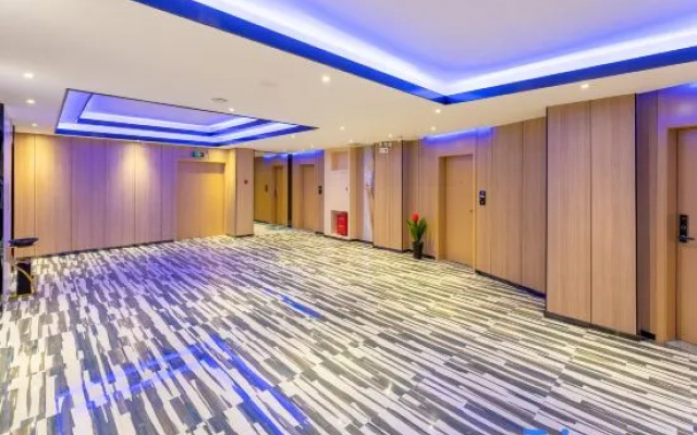Ouyi Hotel (Nanning Anji Wanda Anji Passenger Transport Terminal Subway Station) – Entertainment – Nanning