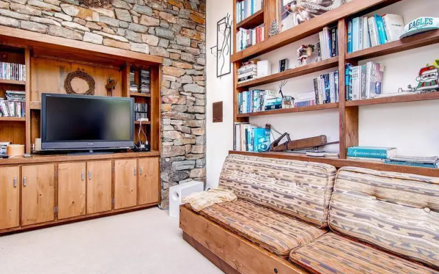 Shangri-La, Houses at Pittsfield