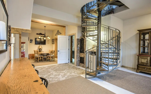 Mountain Getaway Cabinhot Tub & Pool Table4bd