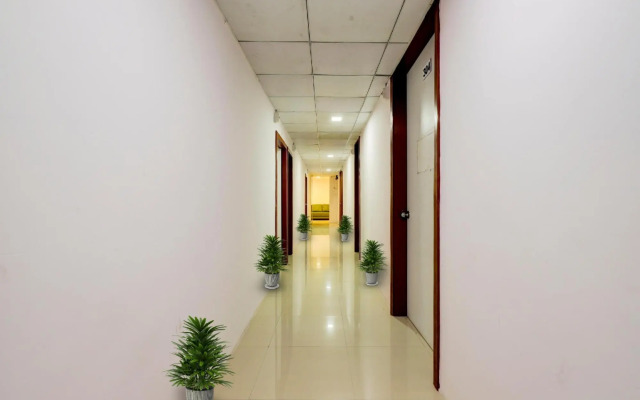 OYO Flagship 70173 Hotel Cozy Rooms