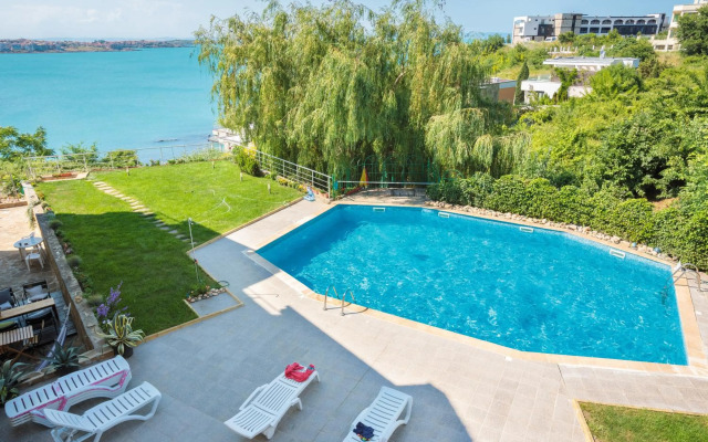 Apartment Sea Shell 1