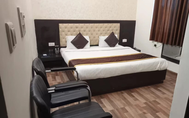 Hotel Sparsh by Clark’s collection