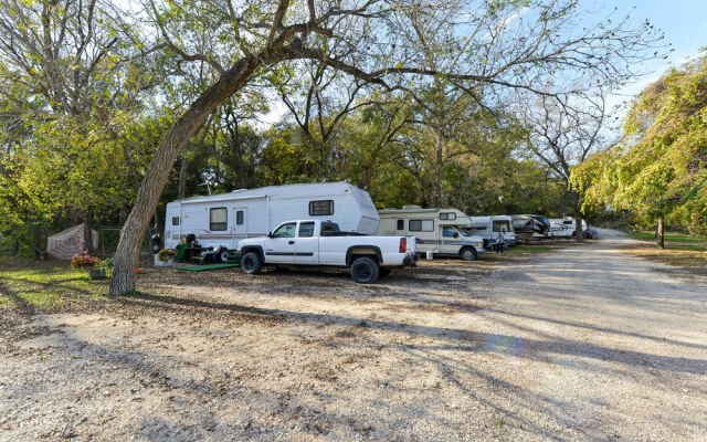 Alamo River RV Ranch Resort A Cruise Inn Park