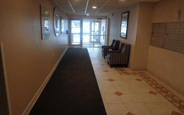 Riverview Suites
