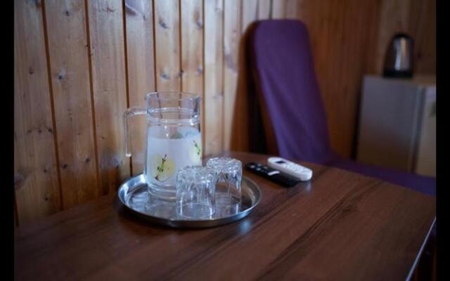 Amra2000 Guest House