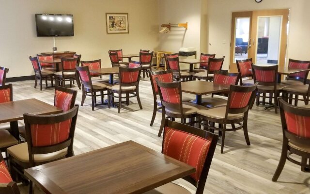 Comfort Suites Lake Geneva East