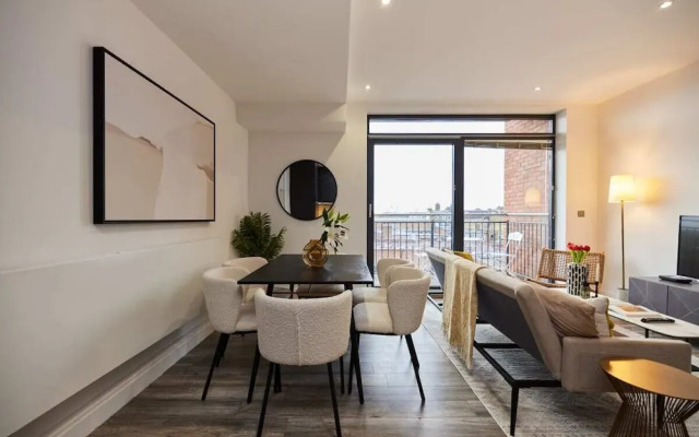 The Harlesden Escape - Spacious 3bdr Flat With Balcony