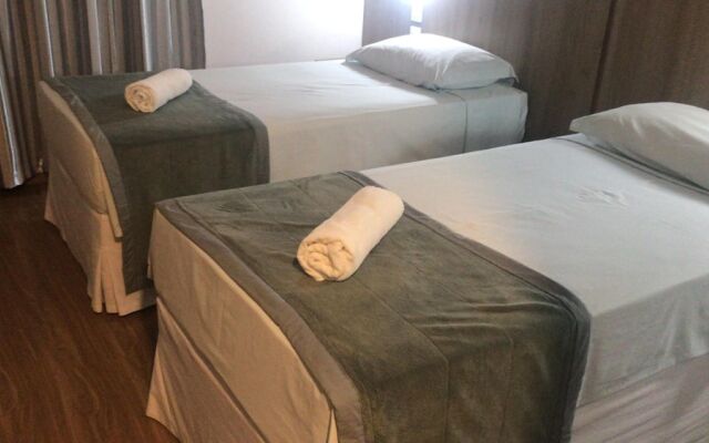 Ives Hotel