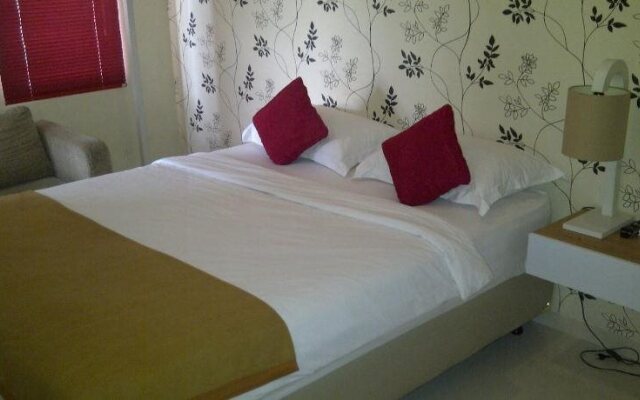 W Home Express Tebet