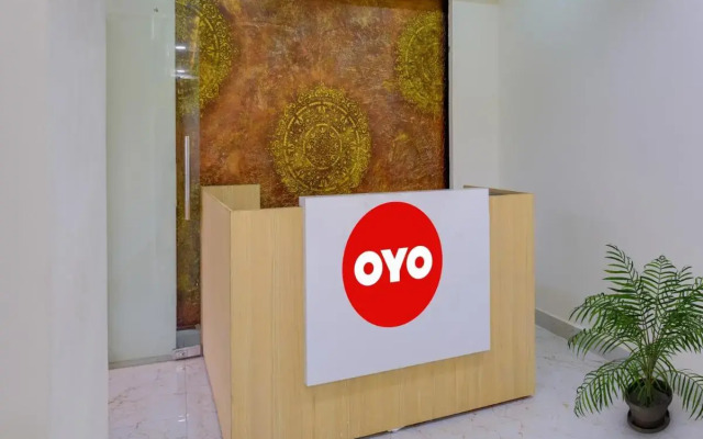 OYO Flagship 80620 Sri Snk Grand