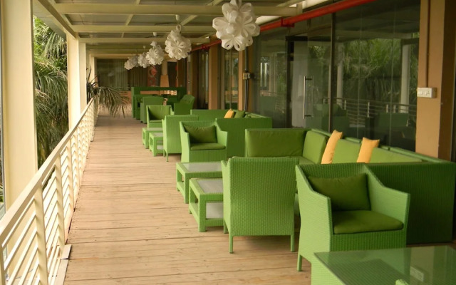 Aarohi Starz Club & Spa