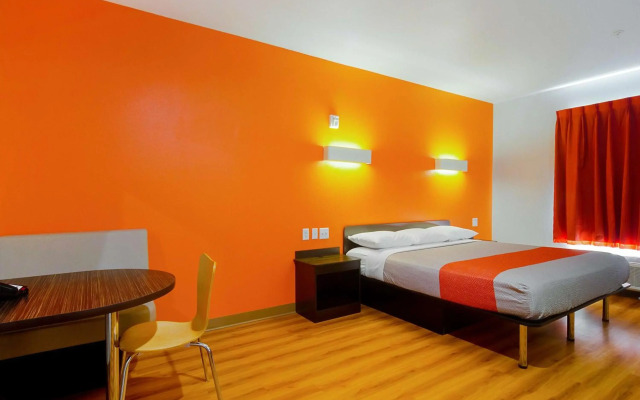 Motel 6 Midland, TX