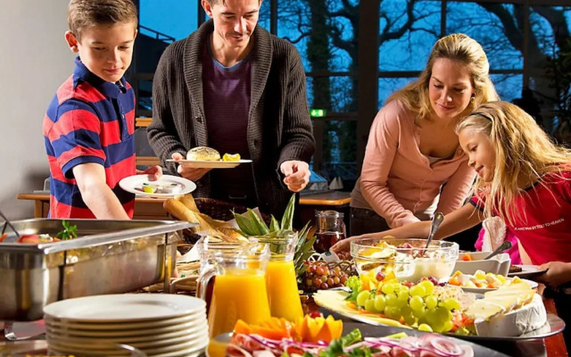 6 Person Holiday Home on a Holiday Park in Grasten