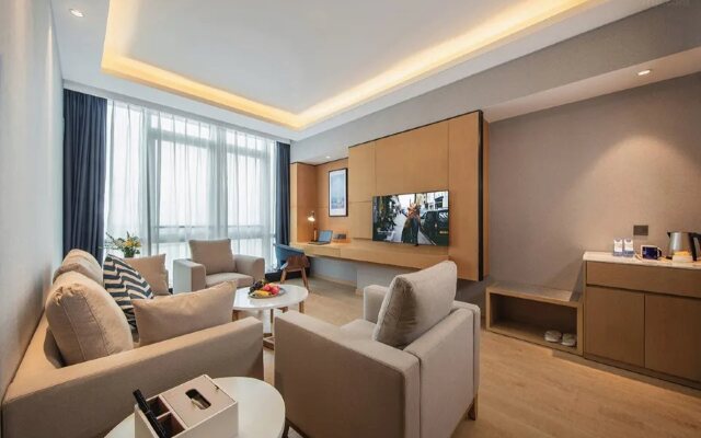Kyriad Marvelous Hotel (Guangzhou China Railway Tunnel Bureau Headquarters)
