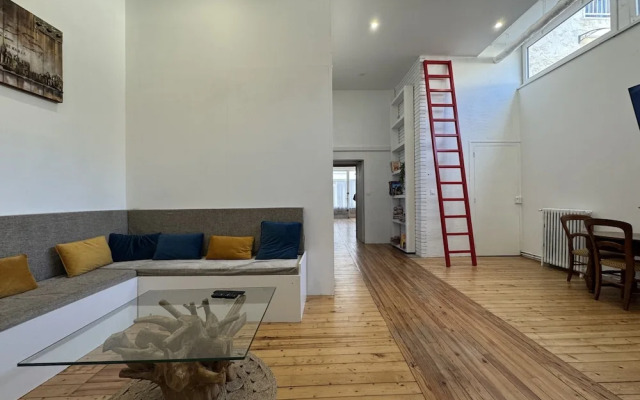 Loft in Le Mans Near Historic Old Town