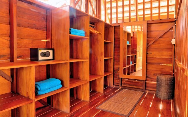 Loedi Bungalows Rote