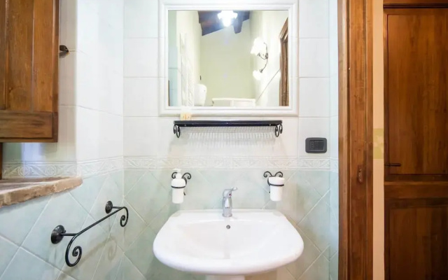 Farmhouse in Citta di Castello With Pool