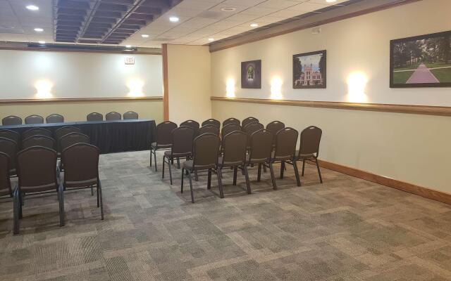 Best Western Plus Wooster Hotel & Conference Center