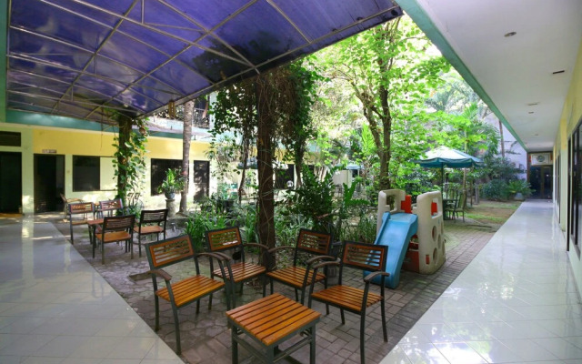 Airy Syariah Bandara Juanda Raya 22 Sidoarjo