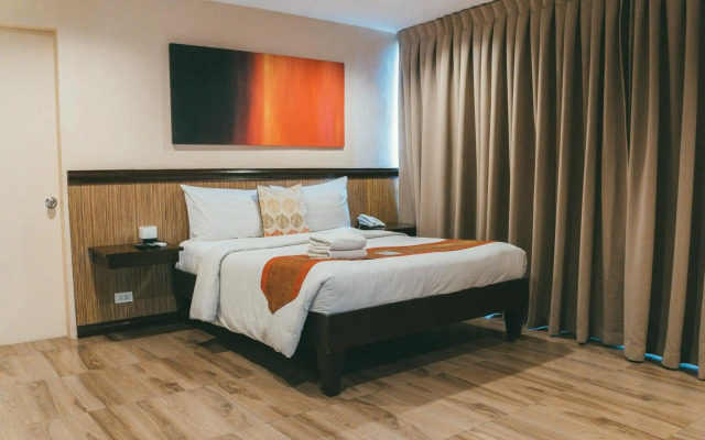 NS Royal Hotel