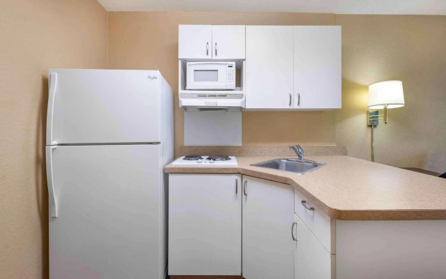 Extended Stay America Select Suites Gainesville I-75