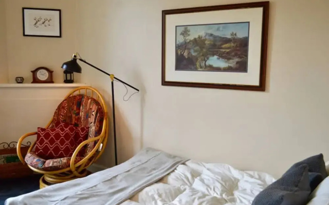 Charismatic 3 Bedroom Flat With Harry Potter Themes