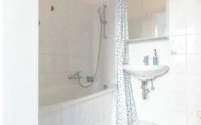 Cozy 2BR Apt Near Vienna Center