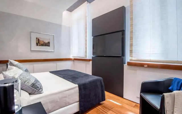 Rialto Apartments