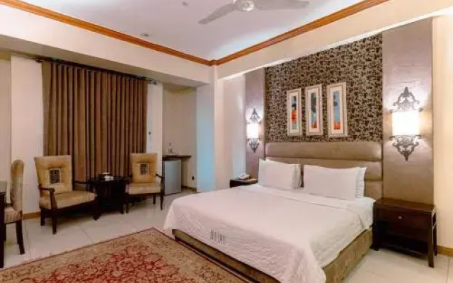 Shelton Rezidor Peshawar