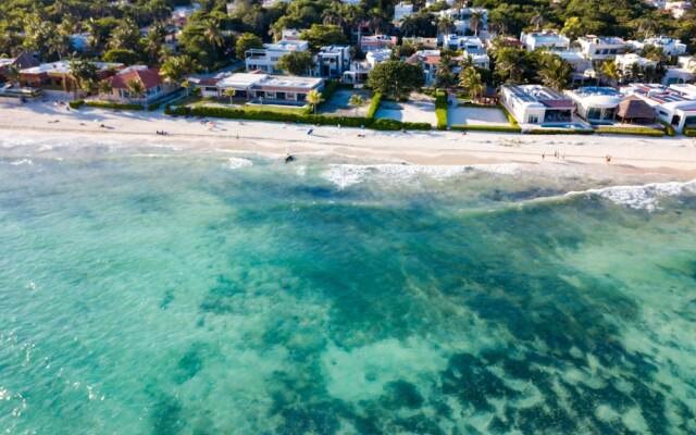 Beachfront Homes by Playa Paradise