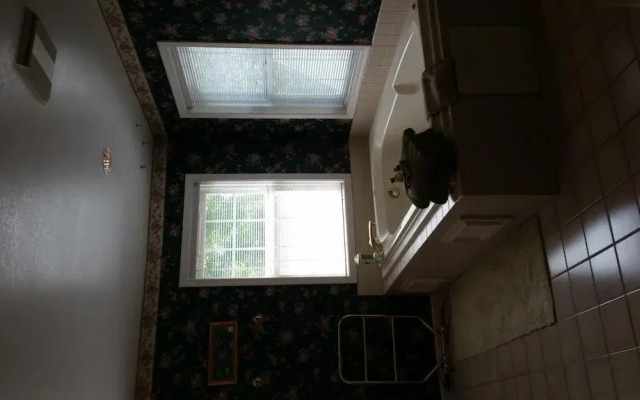 Rooster Hill Short Stay