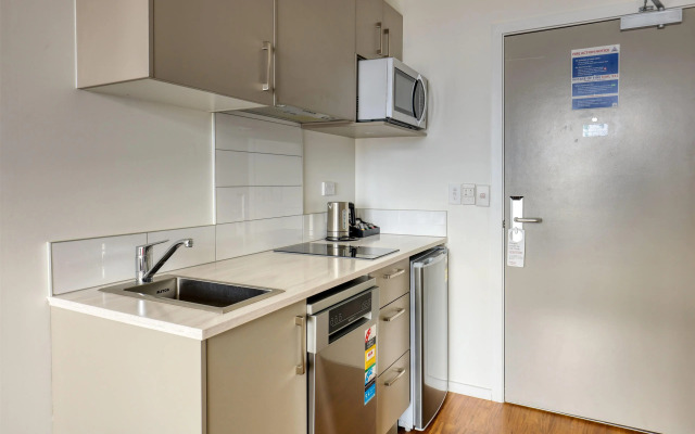 Ramada Suites by Wyndham Auckland Manukau Pacific Centre
