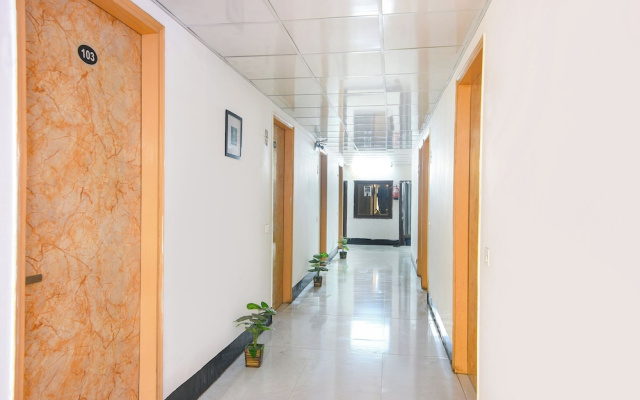 FabHotel Moody Inn Kalkaji