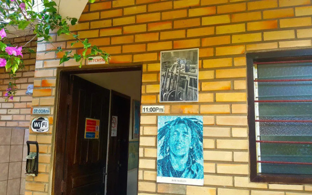 Media Veronica Hostel Pipa