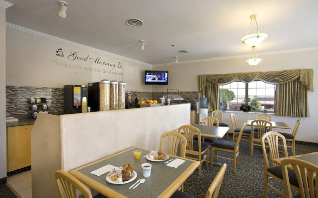 Best Western Thunder Bay Crossroads